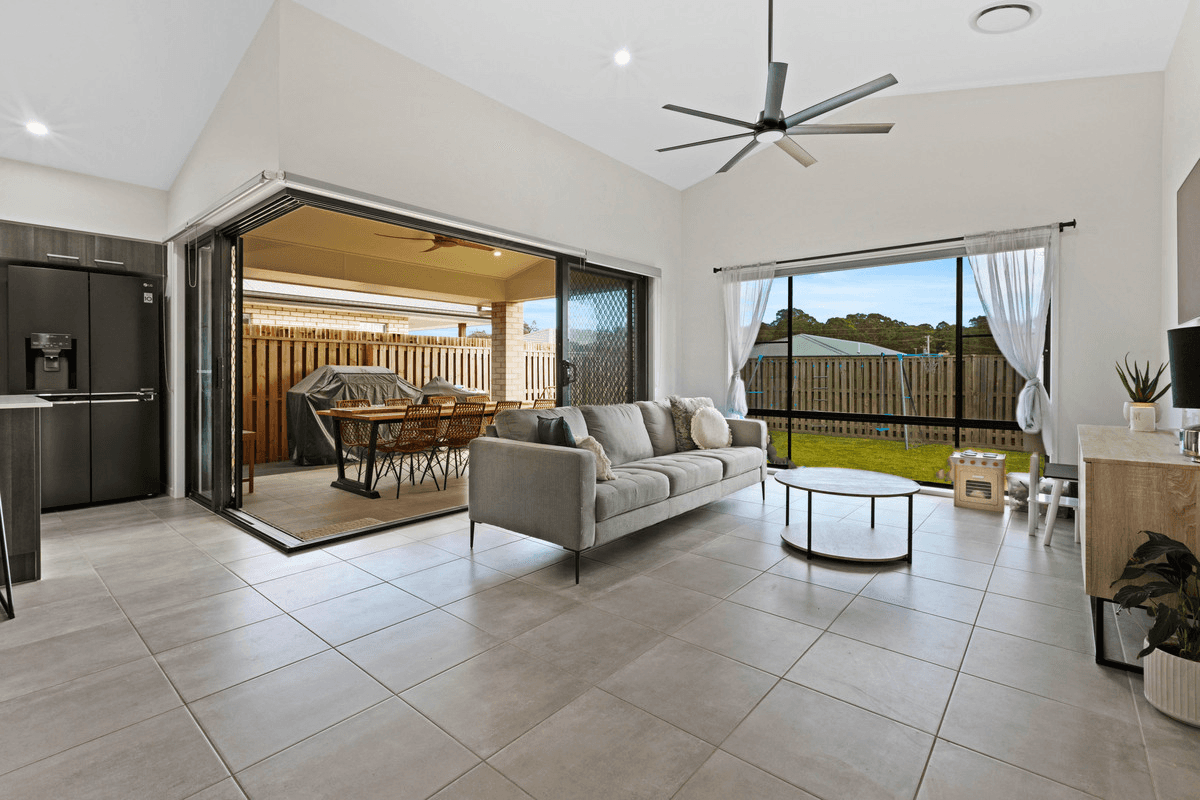 12 Annette Street, LOGAN RESERVE, QLD 4133