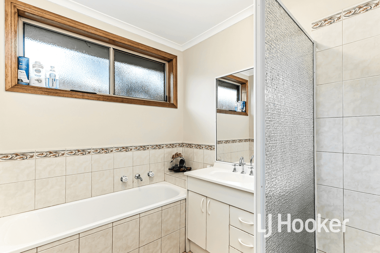 4/63 Pommel Street, PAKENHAM, VIC 3810