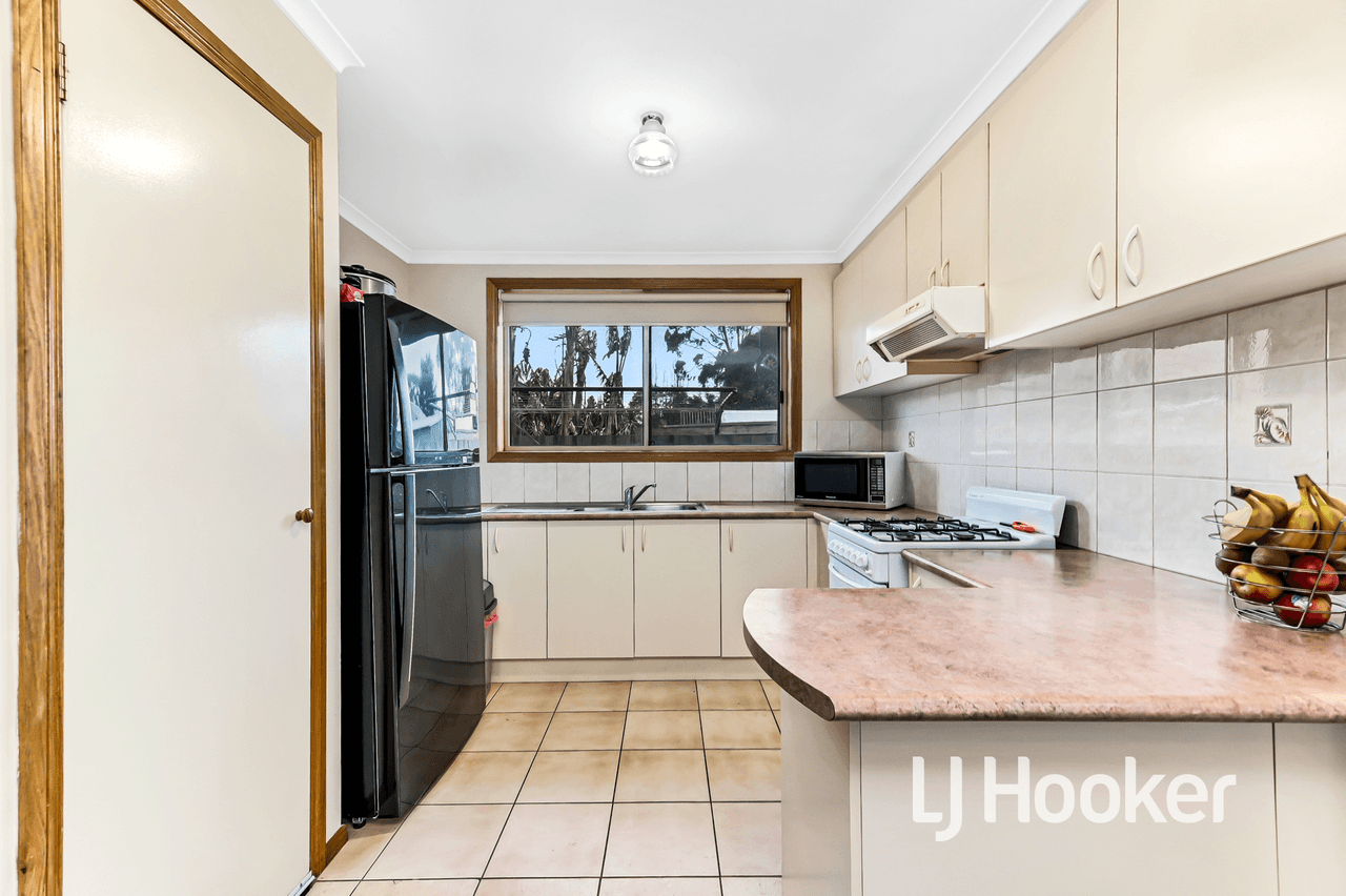 4/63 Pommel Street, PAKENHAM, VIC 3810