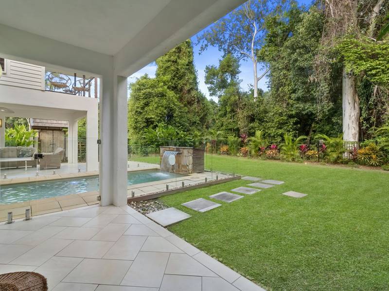 1 Muller Street, PALM COVE, QLD 4879