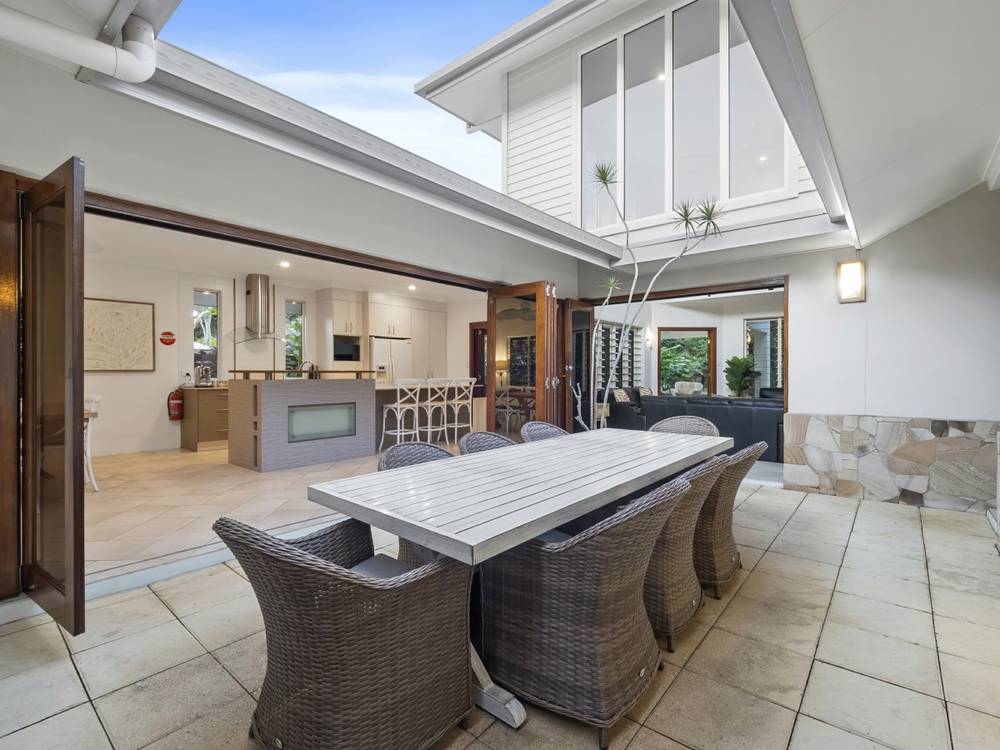 1 Muller Street, PALM COVE, QLD 4879