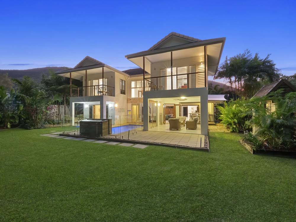 1 Muller Street, PALM COVE, QLD 4879