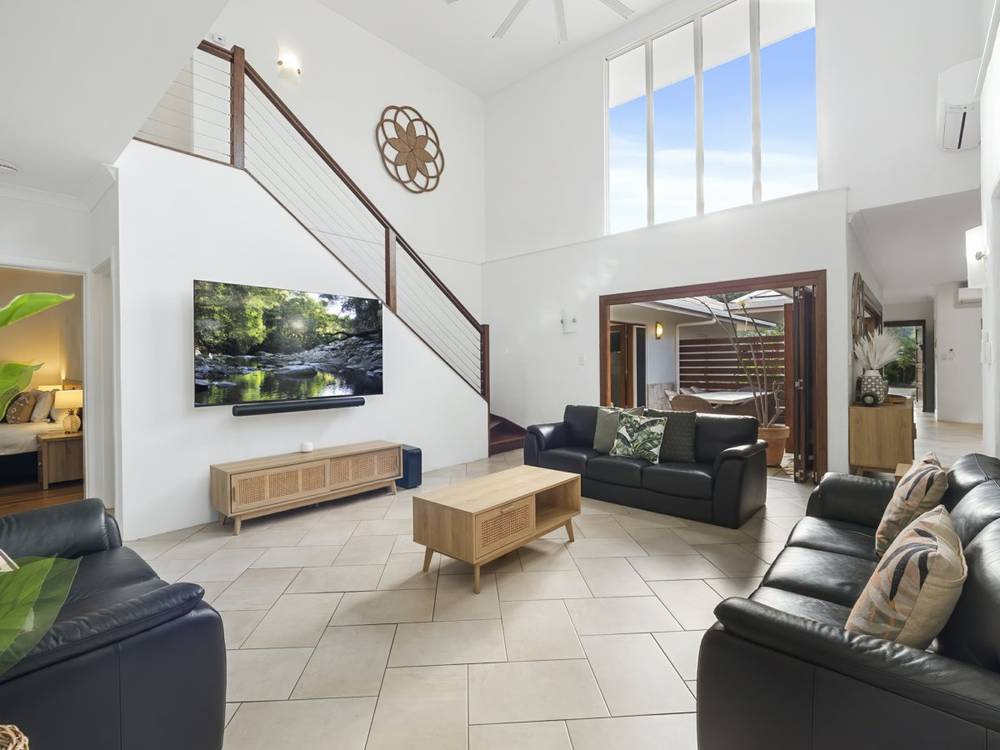 1 Muller Street, PALM COVE, QLD 4879