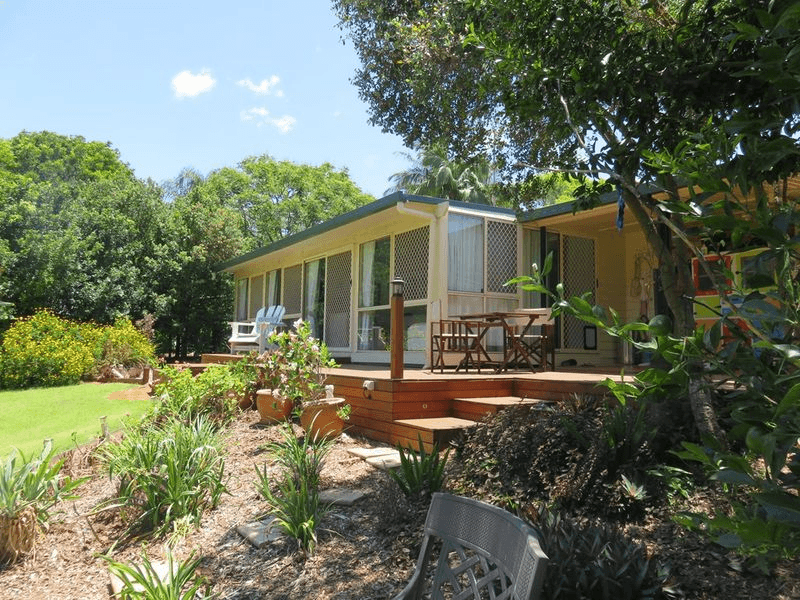 27 Clearview Drive, GLASS HOUSE MOUNTAINS, QLD 4518