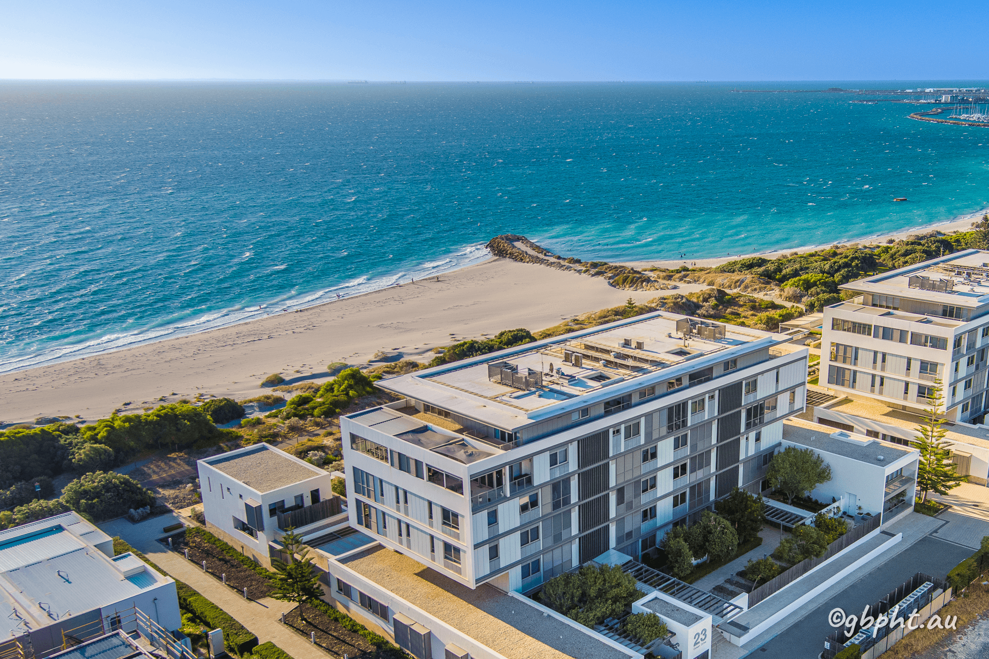 2/23 Ocean Drive, NORTH COOGEE, WA 6163