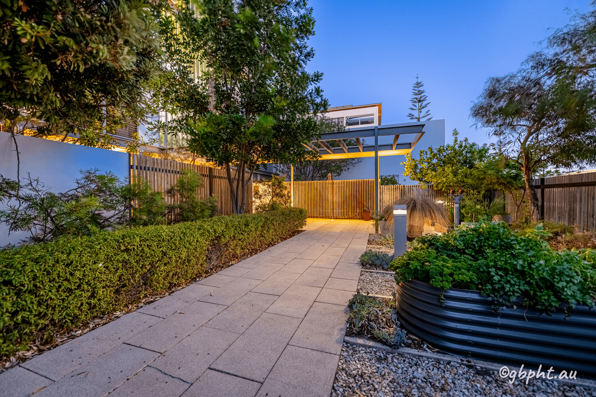 2/23 Ocean Drive, NORTH COOGEE, WA 6163
