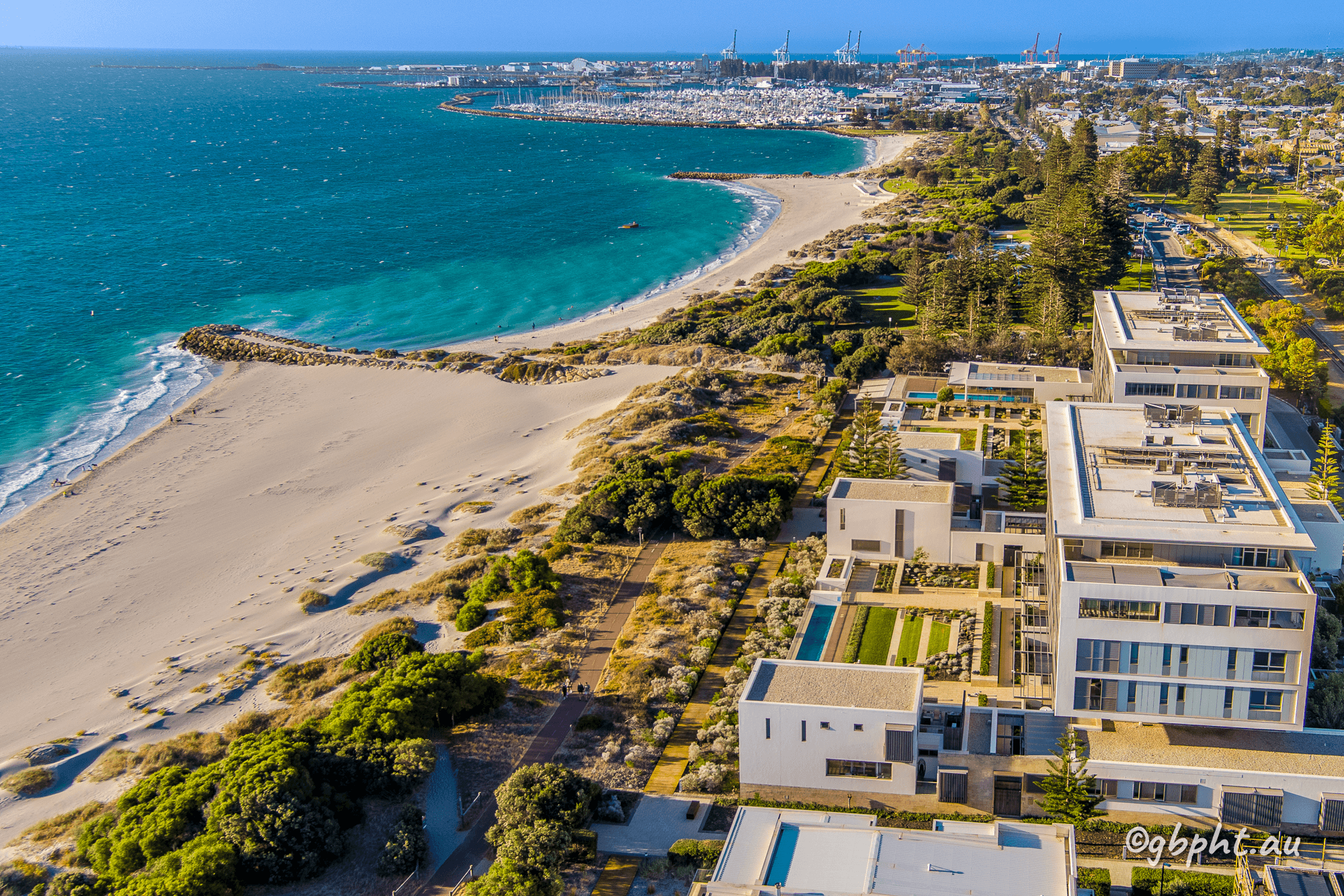2/23 Ocean Drive, NORTH COOGEE, WA 6163