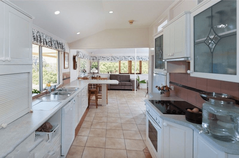 7 Ross Street, EAGLEBY, QLD 4207