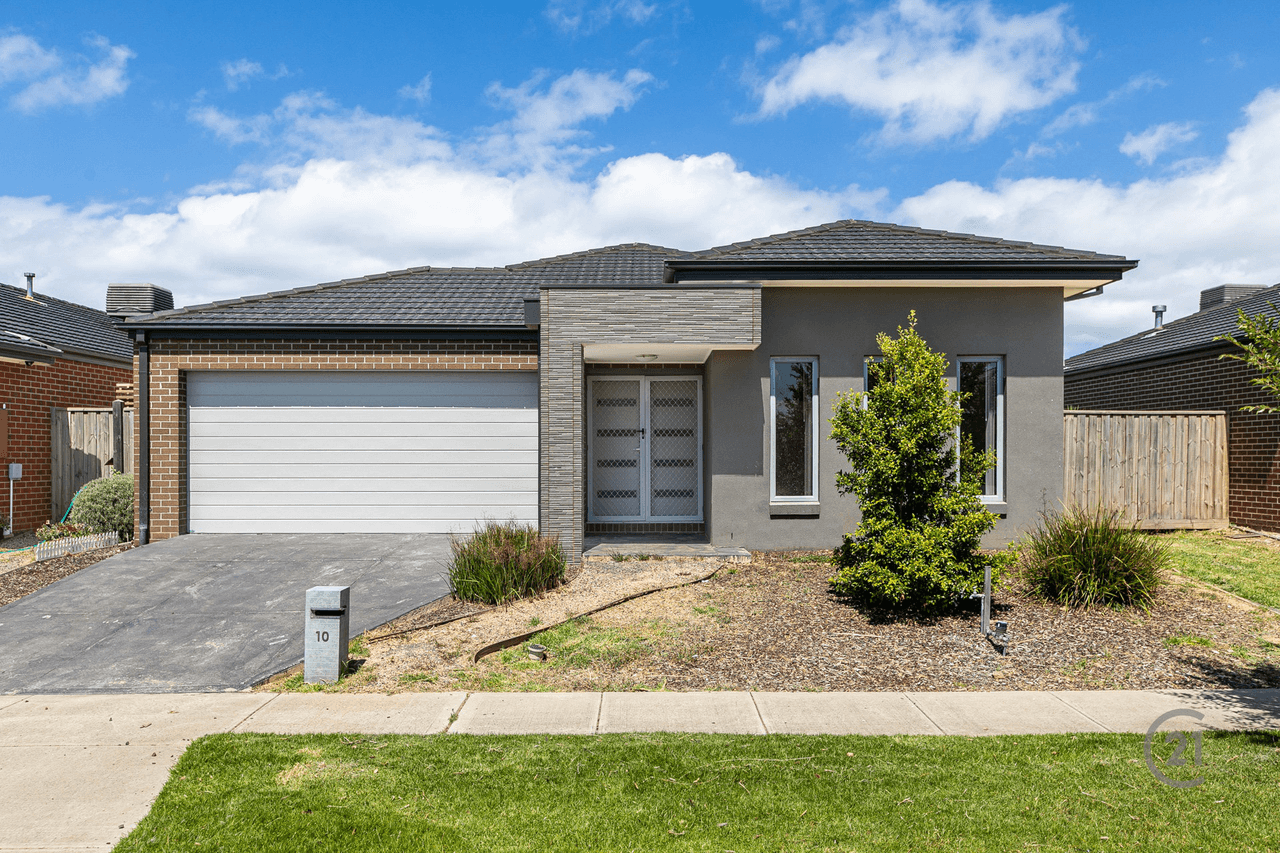 10 Ostend Crescent, Point Cook, VIC 3030