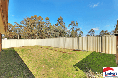 26 Wintaroo Crescent, St Helens Park, NSW 2560