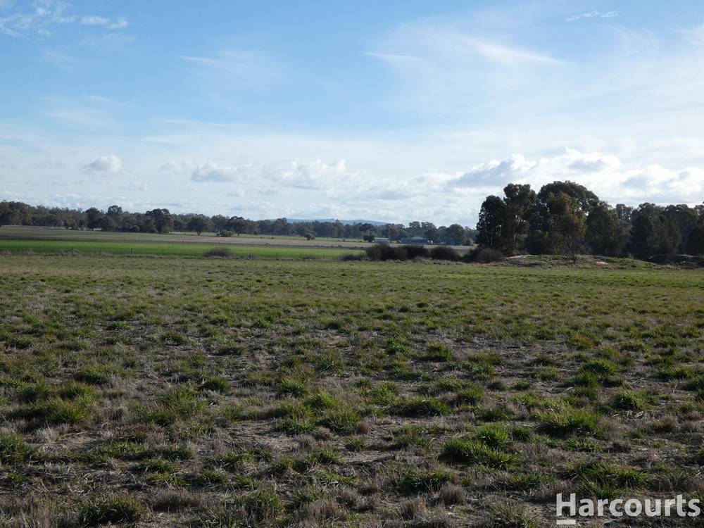 68 Snowball Drive, QUANTONG, VIC 3401
