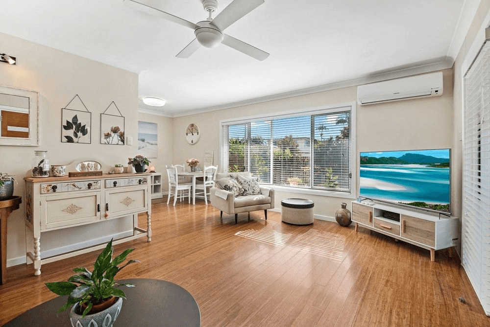10 Bluegum Avenue, HOLLYWELL, QLD 4216