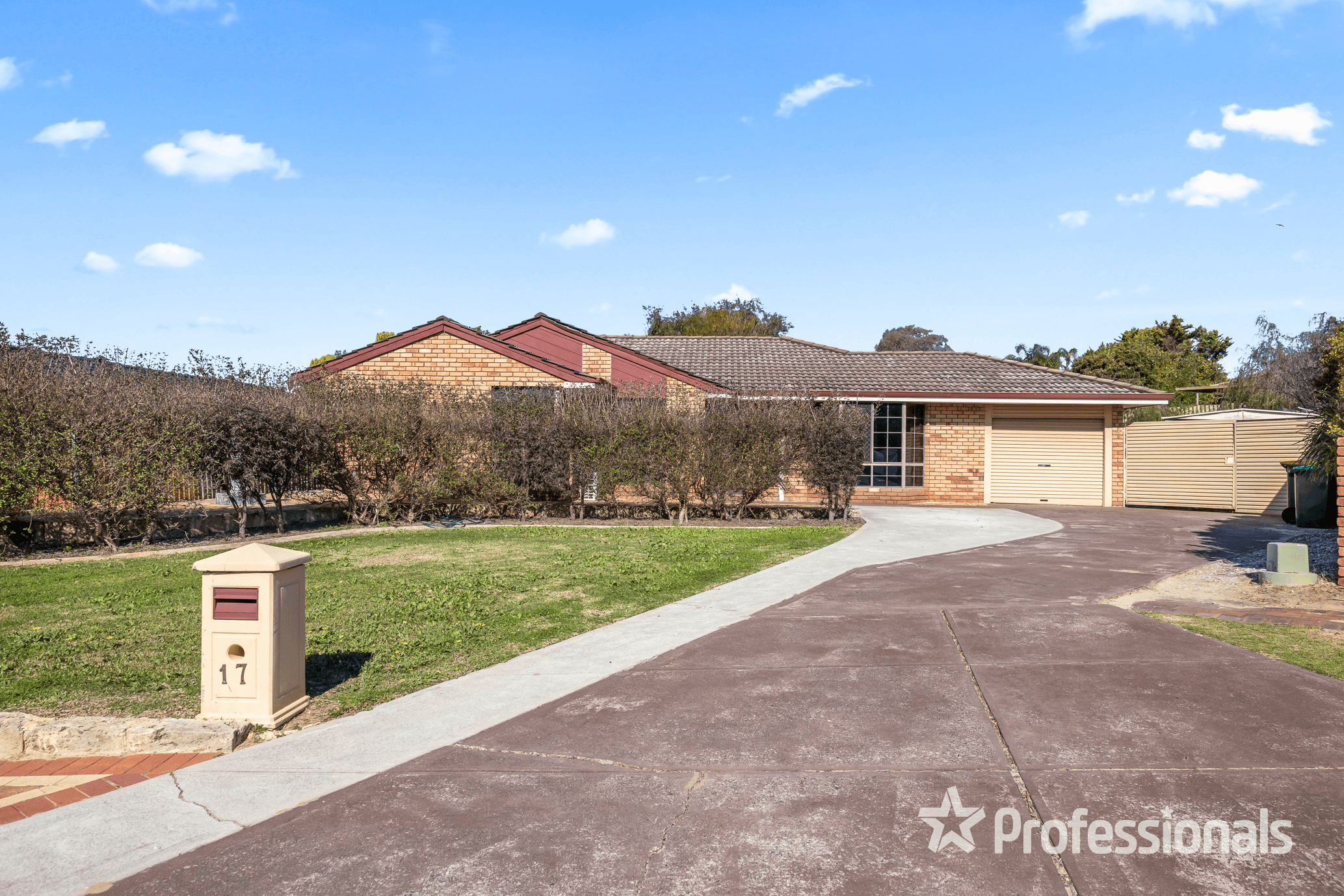 17 Liverpool Place, ALEXANDER HEIGHTS, WA 6064