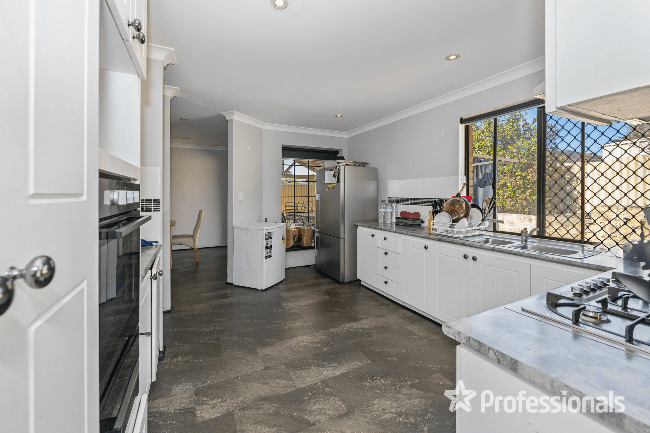 17 Liverpool Place, ALEXANDER HEIGHTS, WA 6064