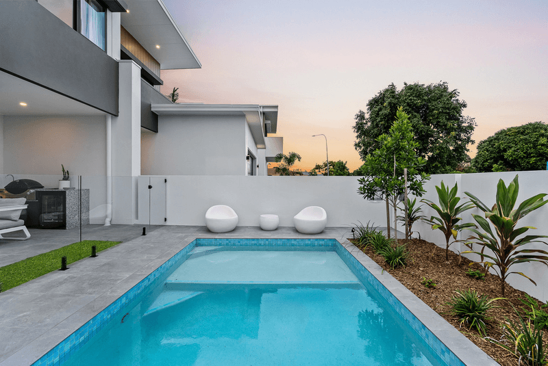 63A Honeyeater Drive, Burleigh Waters, QLD 4220