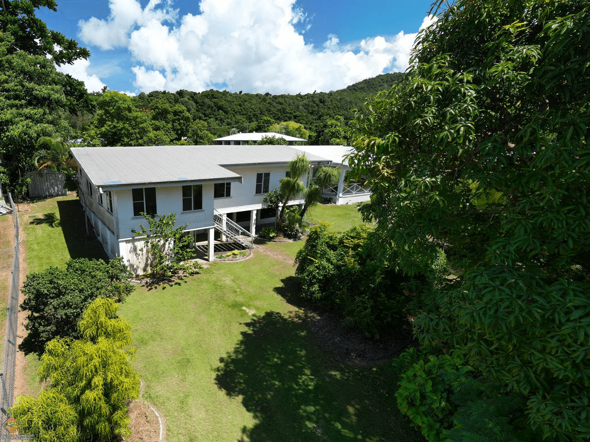 3 Judy Street, Flying Fish Point, QLD 4860