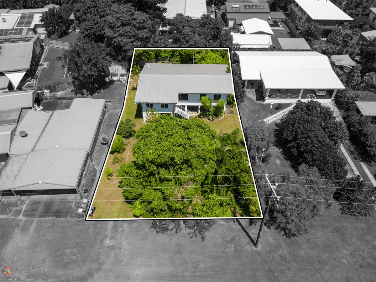 3 Judy Street, Flying Fish Point, QLD 4860