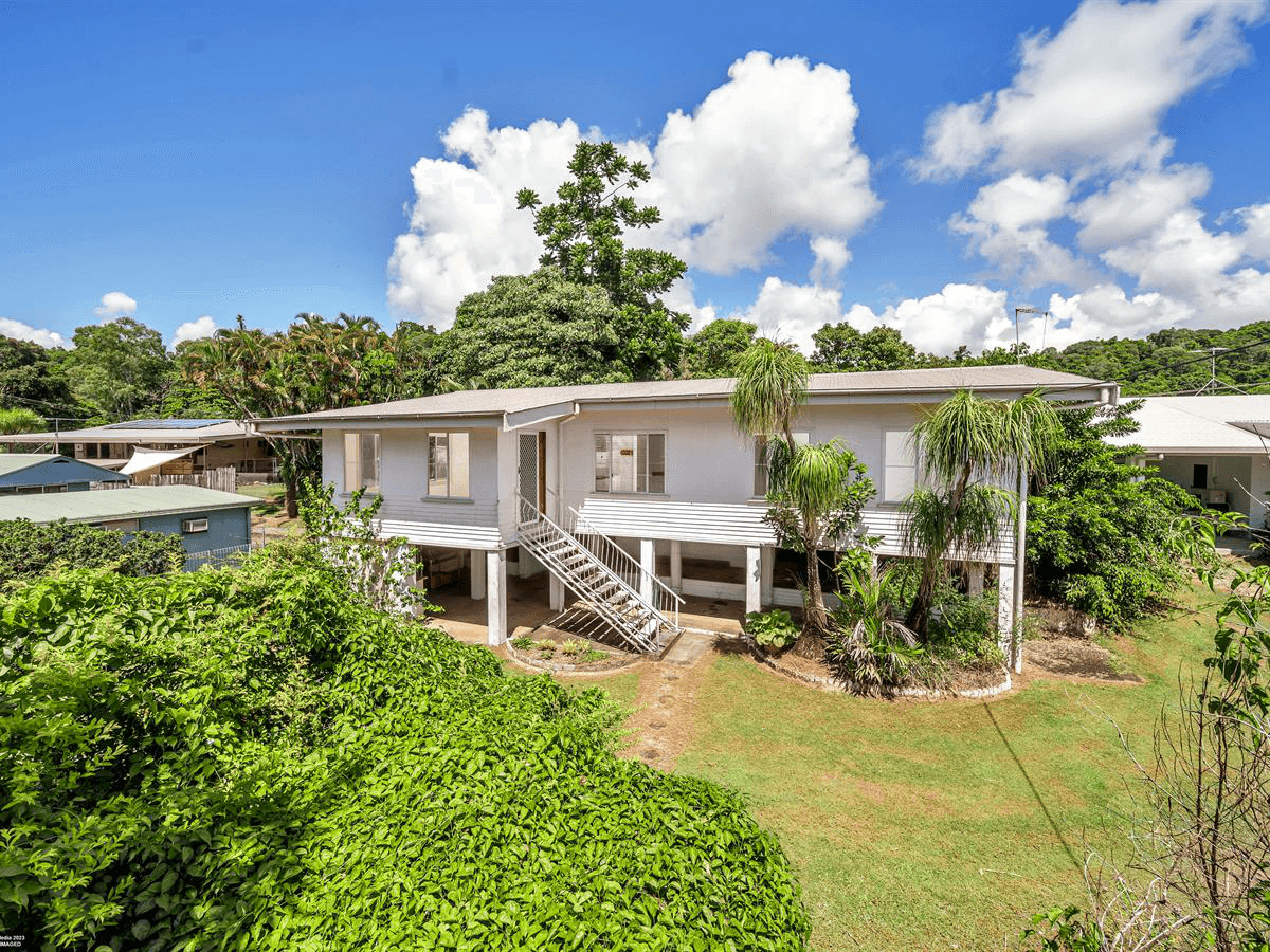 3 Judy Street, Flying Fish Point, QLD 4860