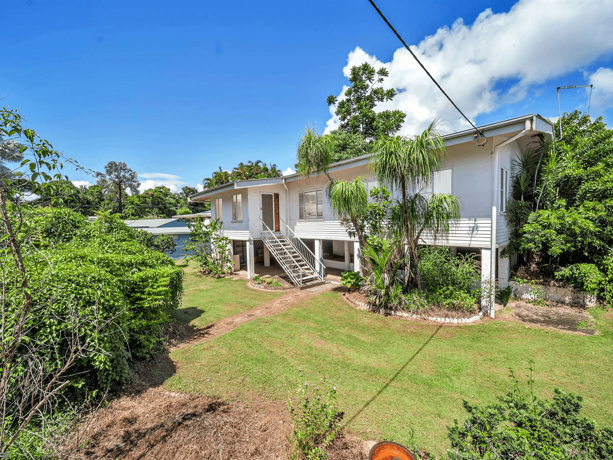 3 Judy Street, Flying Fish Point, QLD 4860