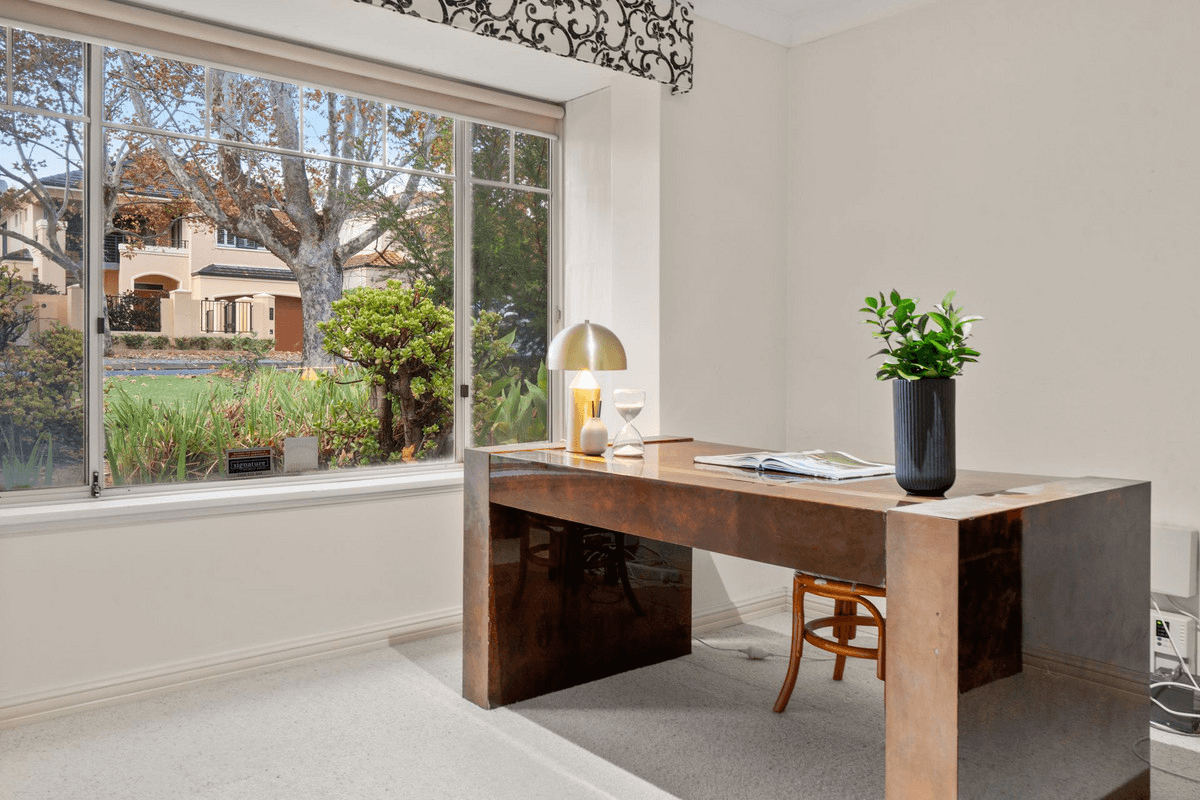 54 Tweeddale Road, Applecross, WA 6153