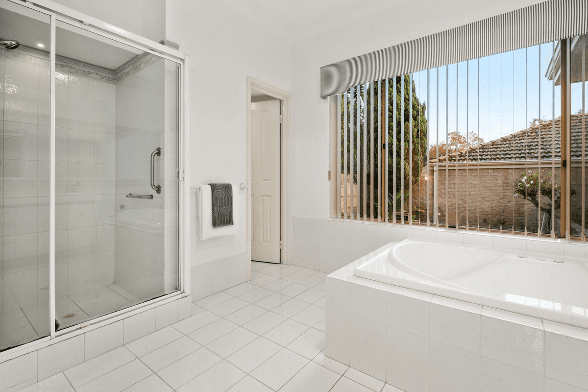 54 Tweeddale Road, Applecross, WA 6153