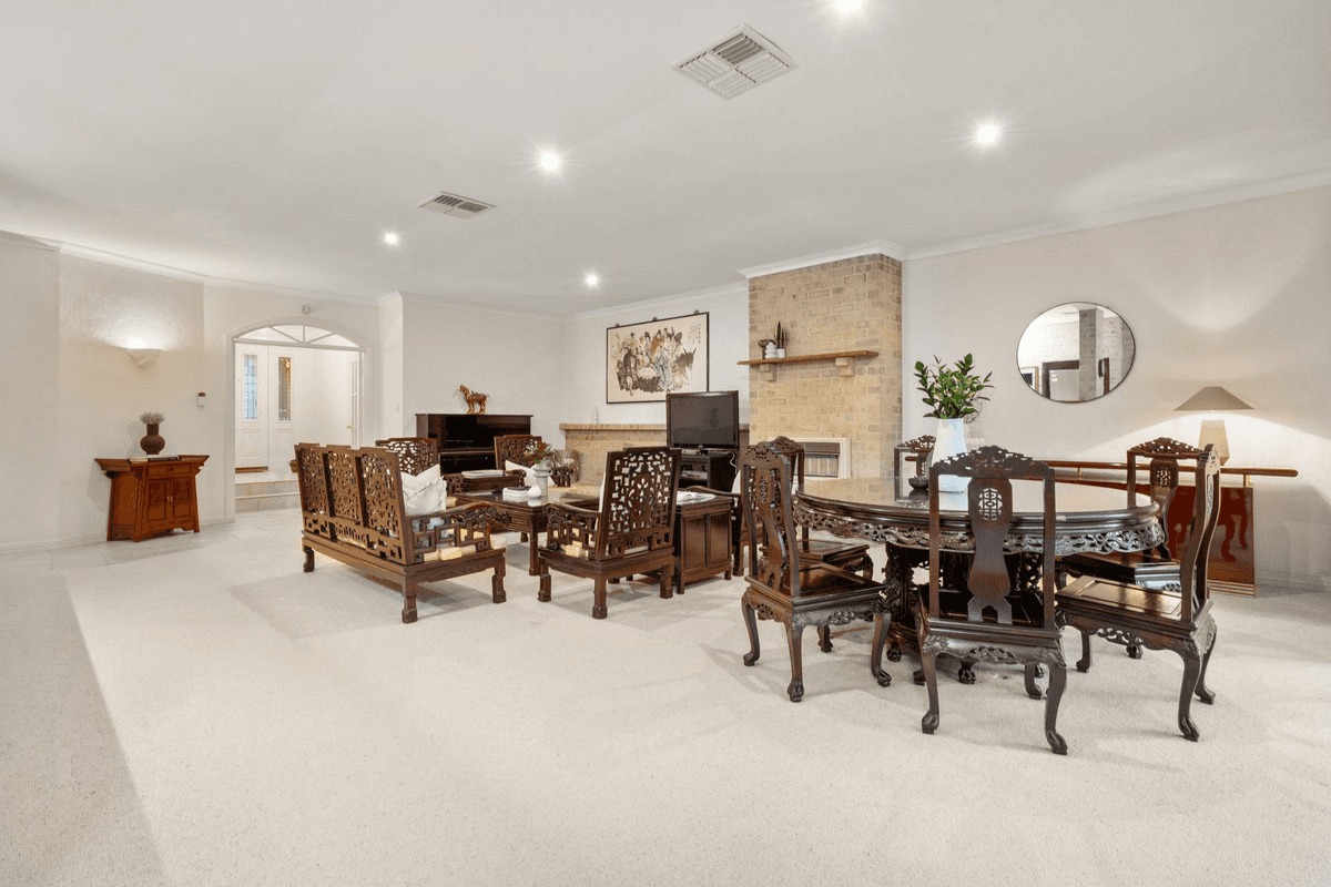 54 Tweeddale Road, Applecross, WA 6153