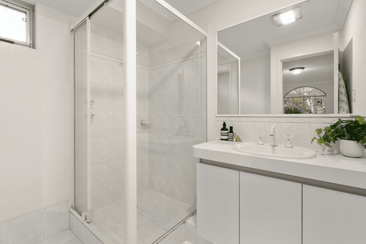 54 Tweeddale Road, Applecross, WA 6153