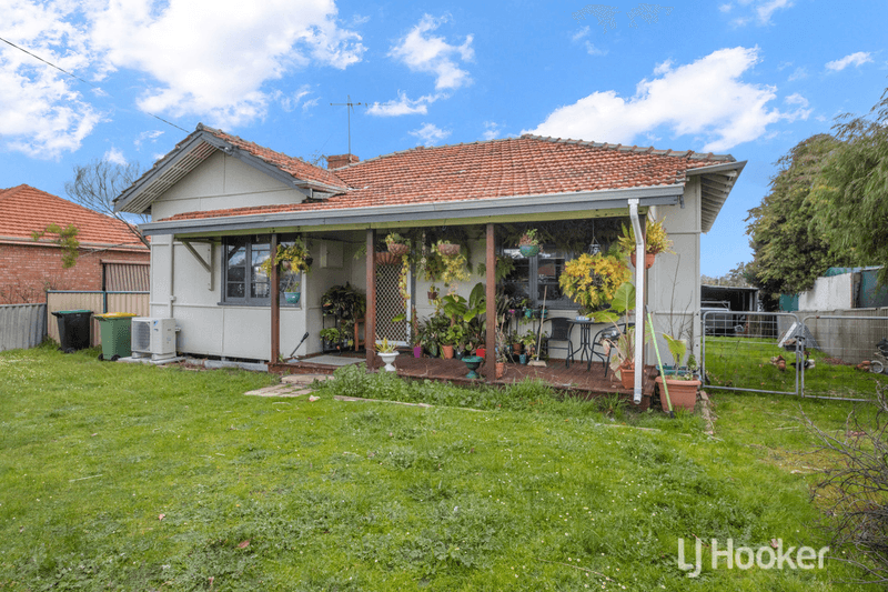 21 Deakin Street, Collie, WA 6225