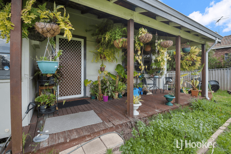 21 Deakin Street, Collie, WA 6225