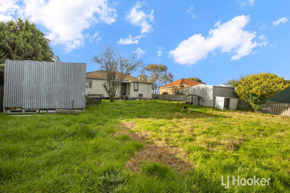 21 Deakin Street, Collie, WA 6225