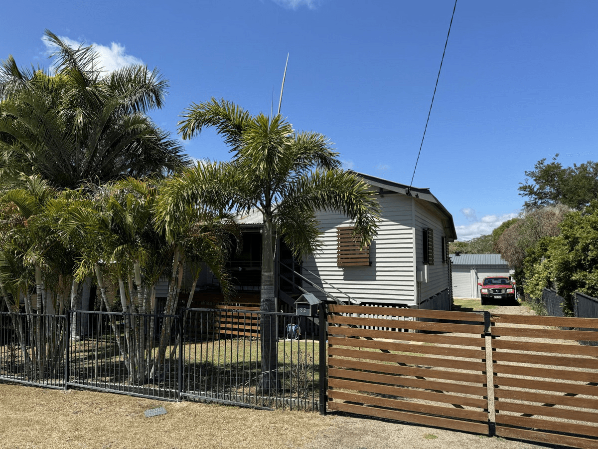 32 Kelvin Street, Monto, QLD 4630