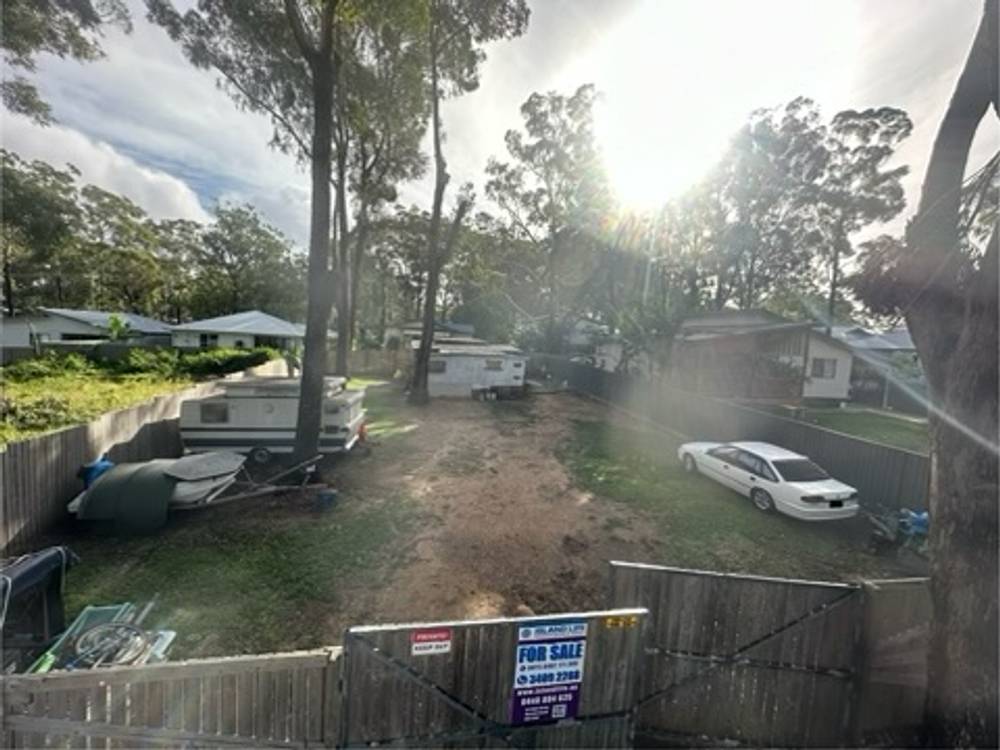 5 Forest Hill Road, RUSSELL ISLAND, QLD 4184