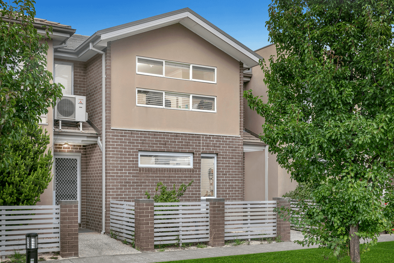 4 Hillgrove Way, MERNDA, VIC 3754