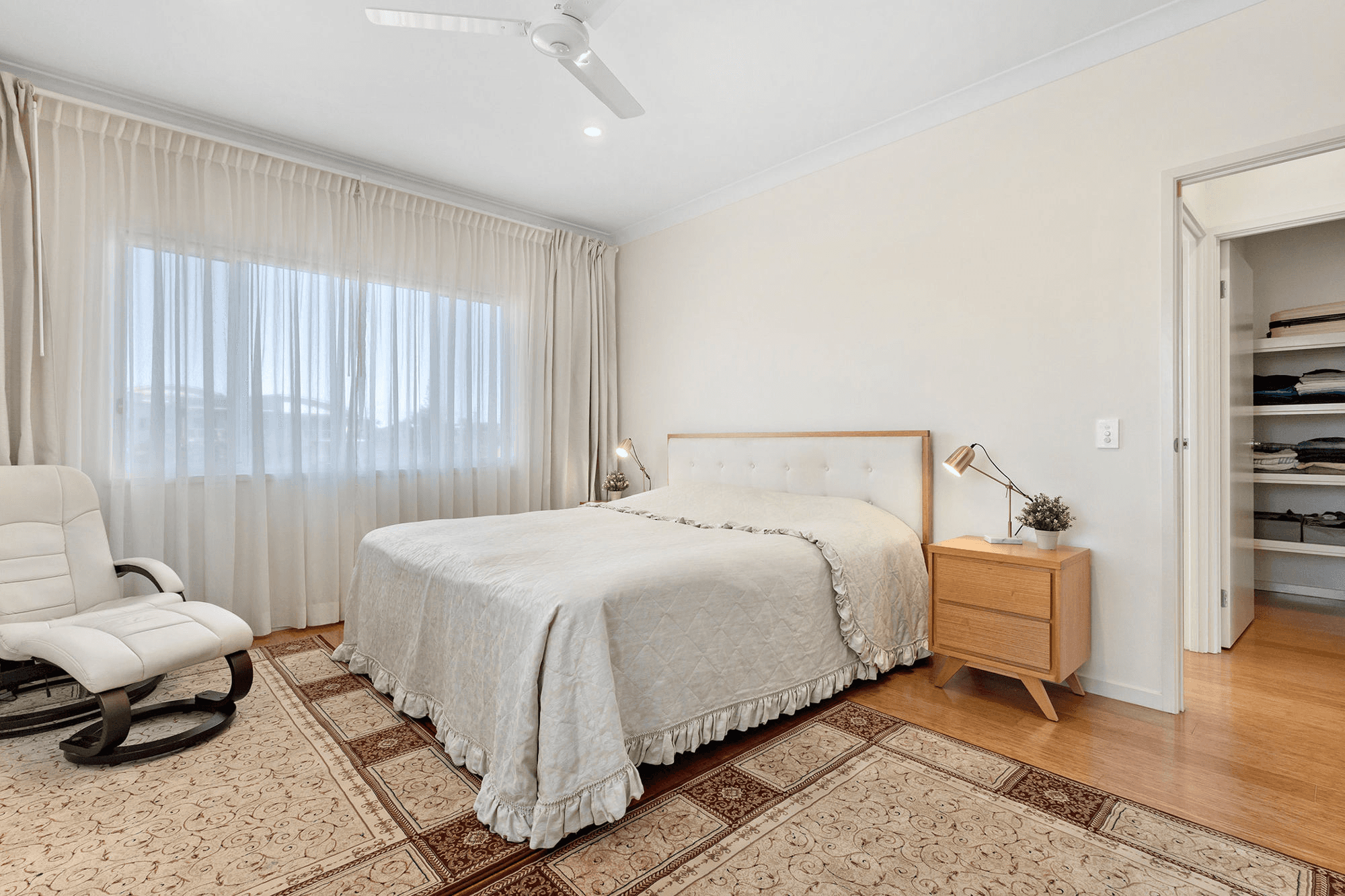 3 Marine Parade, REDCLIFFE, QLD 4020