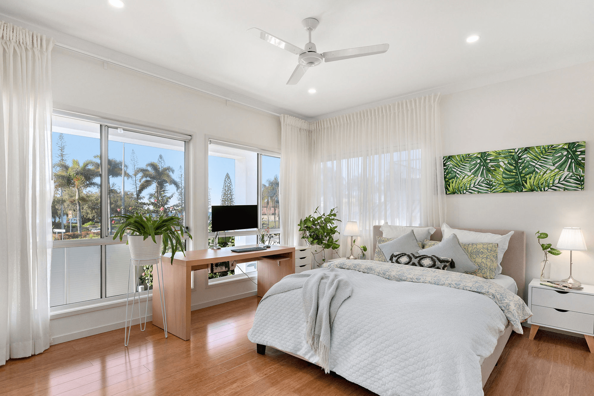 3 Marine Parade, REDCLIFFE, QLD 4020