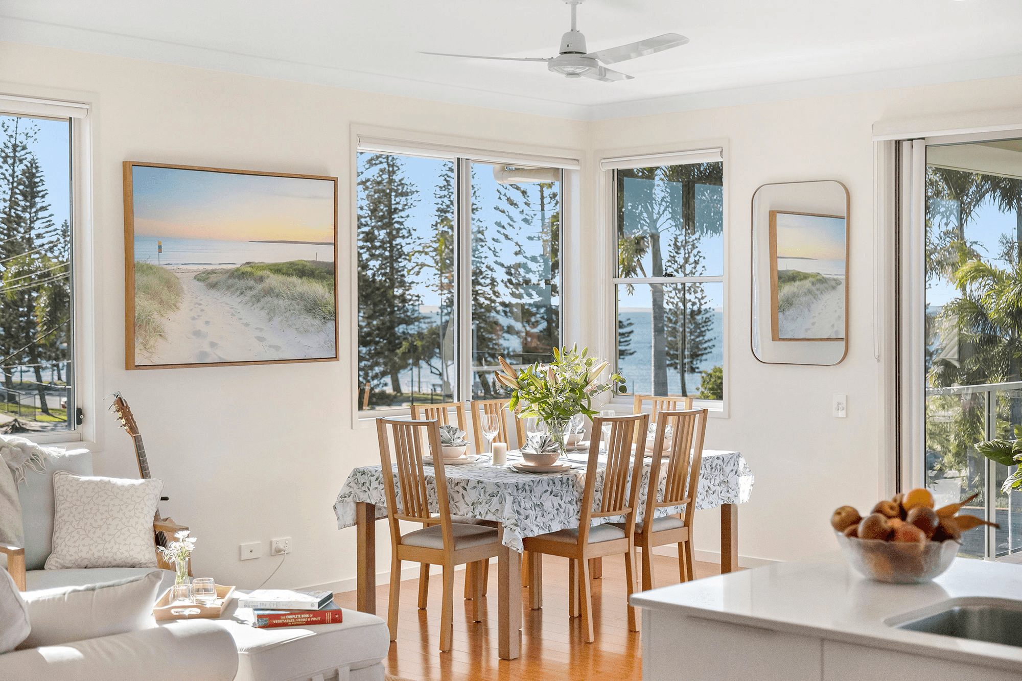 3 Marine Parade, REDCLIFFE, QLD 4020