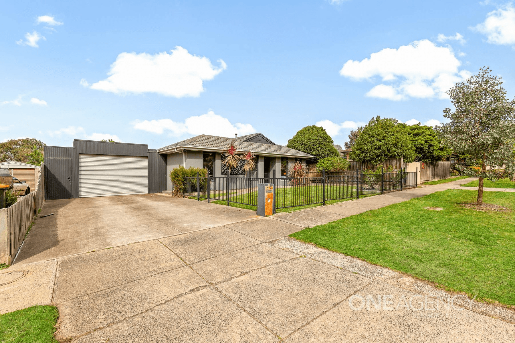 47 Melba Avenue, Sunbury, VIC 3429