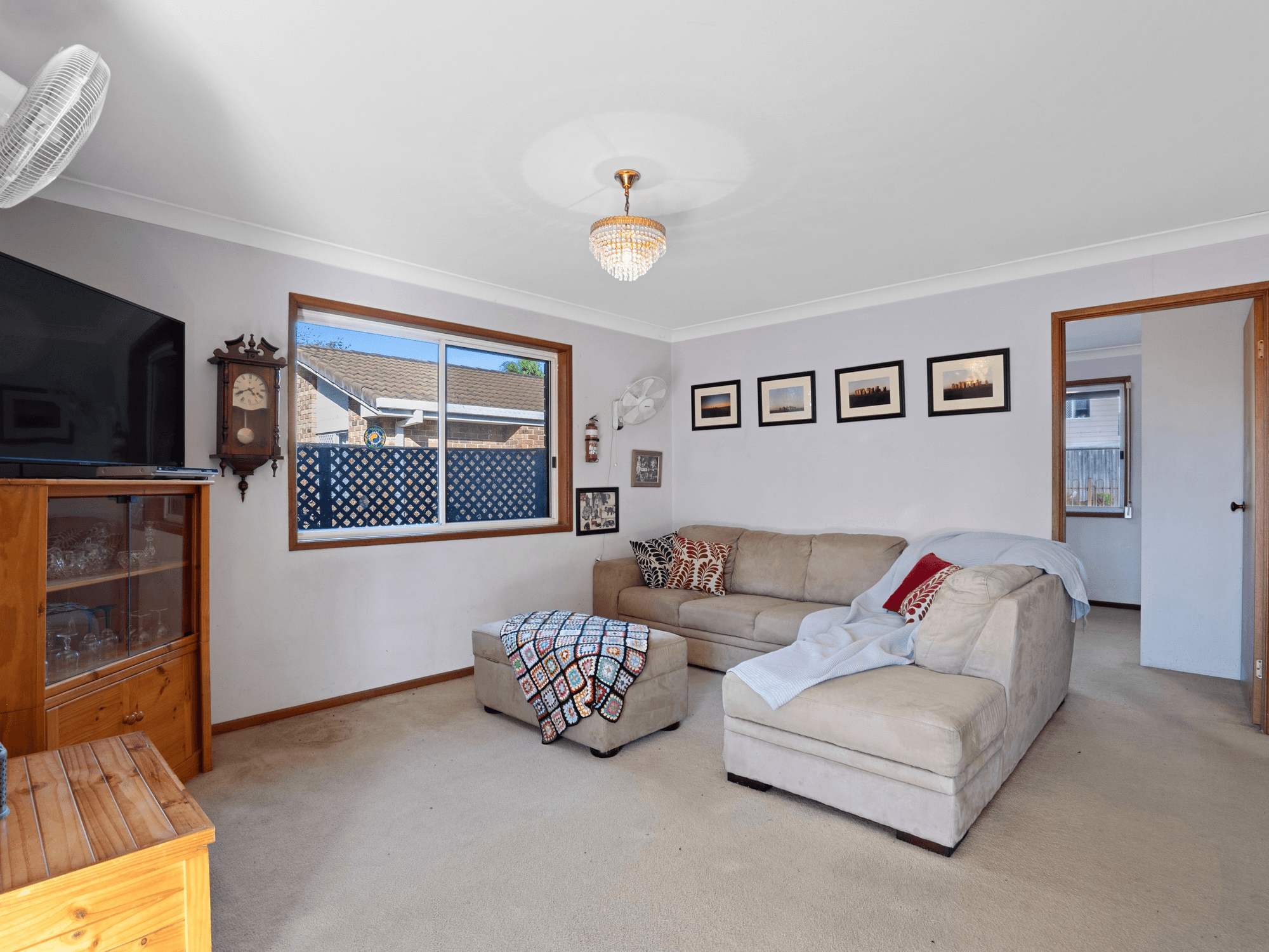 15 Knowles Close, Redbank Plains, QLD 4301