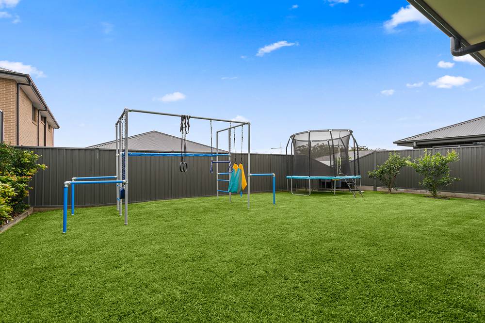 32 Bottlebrush Drive, CALDERWOOD, NSW 2527