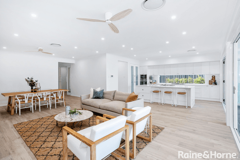 9 Bimbla Avenue, DOLPHIN POINT, NSW 2539