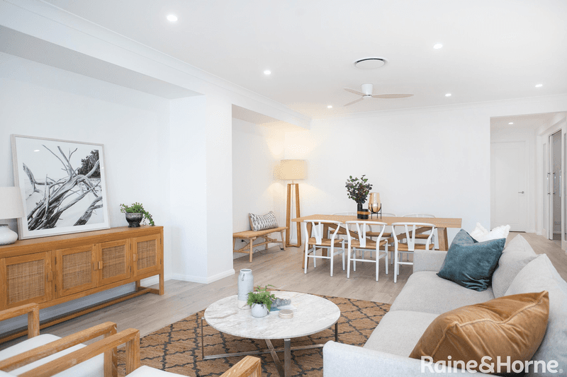 9 Bimbla Avenue, DOLPHIN POINT, NSW 2539