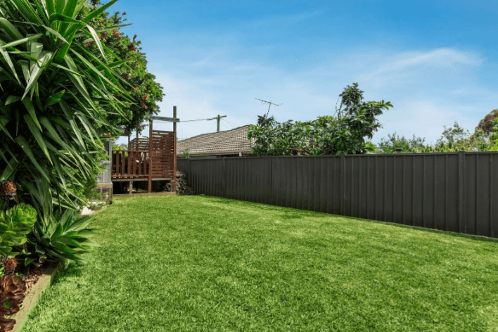 8 Teralba Close, Mill Park, VIC 3082