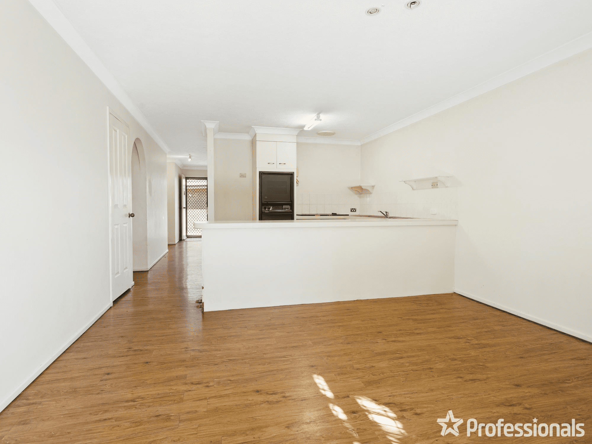 2/9 Snowgum Court, BURLEIGH WATERS, QLD 4220