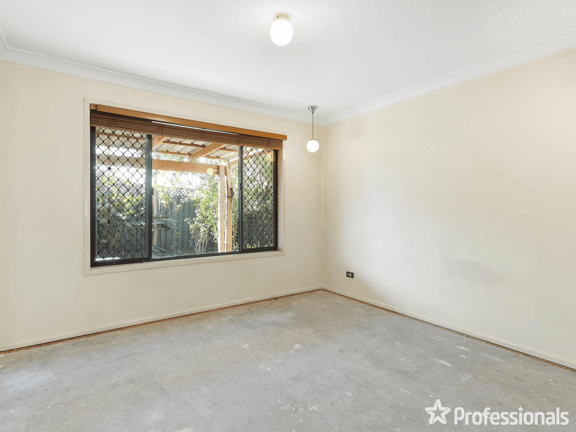 2/9 Snowgum Court, BURLEIGH WATERS, QLD 4220