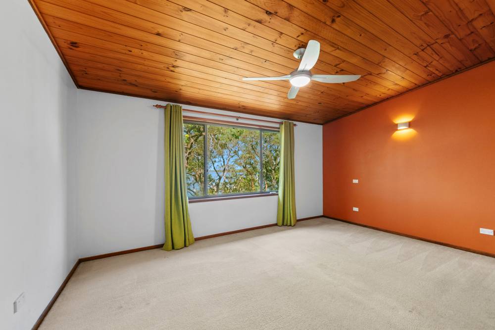 98 Anita Avenue, LAKE MUNMORAH, NSW 2259