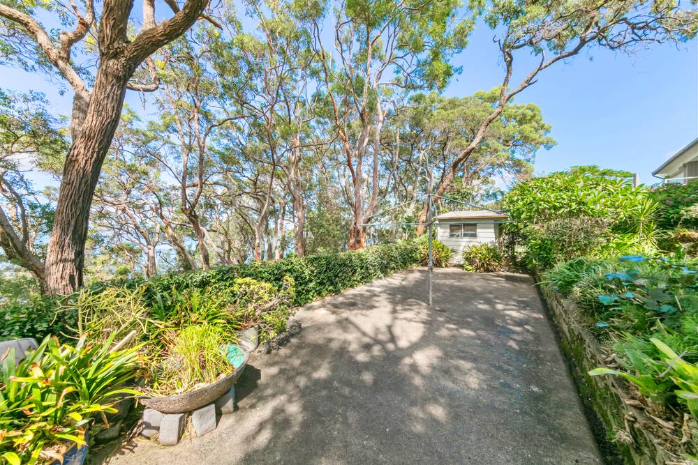 98 Anita Avenue, LAKE MUNMORAH, NSW 2259