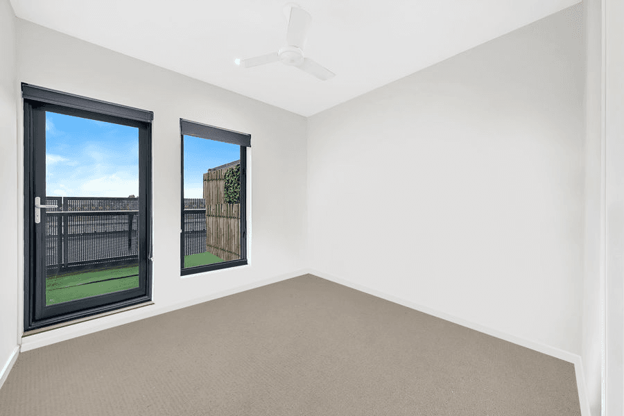 301/30 Oleander Drive, MILL PARK, VIC 3082