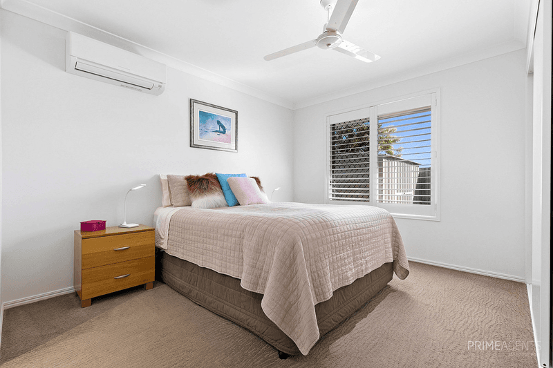11 Pennant Drive, Point Vernon, QLD 4655