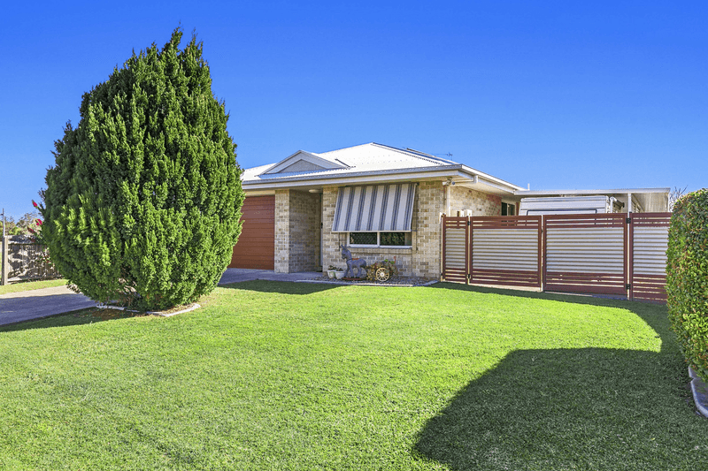 11 Pennant Drive, Point Vernon, QLD 4655