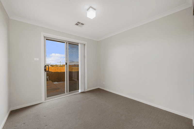 4 Rockwood Street, CASEY, ACT 2913